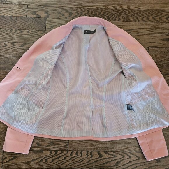 Suzy Shier Pink Blazer With Grey Pinstripe Lining - Picture 4 of 7